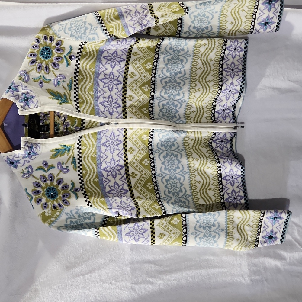 Icelandic Designs Floral Sweater S